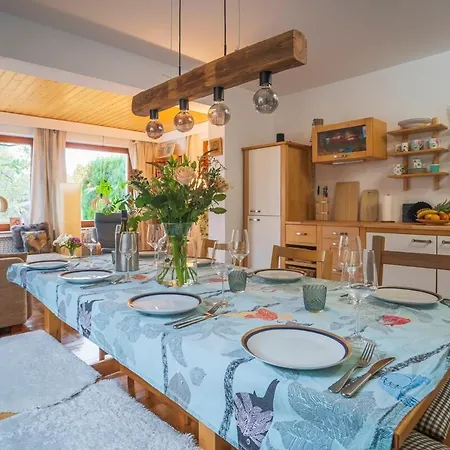 Homeport Hanover- Big House With Swimmingpool, Sauna And Garden Apartment *