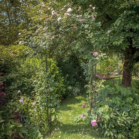 Apartamento Heimathafen Hannover- Big House With Swimmingpool, Sauna And Garden Hanóver