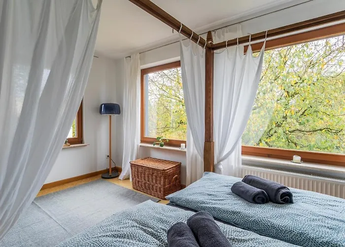 Heimathafen Hannover- Big House With Swimmingpool, Sauna And Garden * ハノーファー