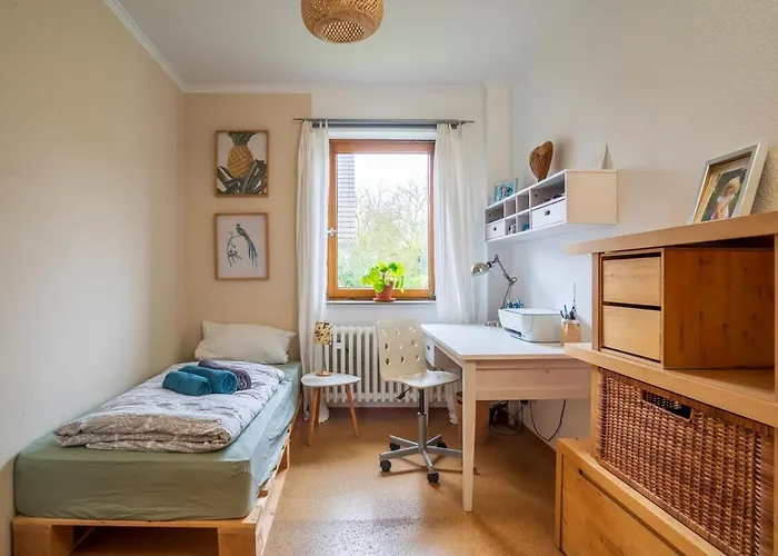 Heimathafen Hannover- Big House With Swimmingpool, Sauna And Garden Lägenhet *